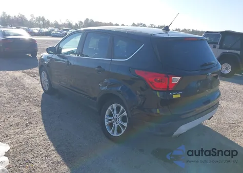 2019 Ford Escape Se z USA, uszkodzony, nr VIN 1FMCU0GD9KUC46398